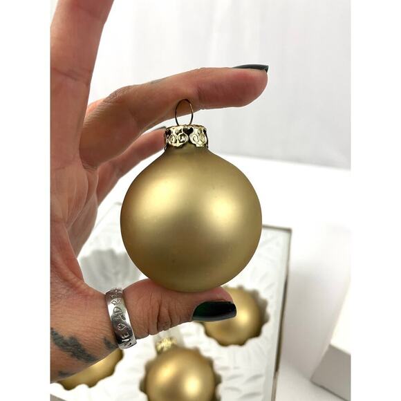 VTG Glitter Glass Ornaments Lot of 11 Round Sphere Gold Red Bulb Balls Holiday - Picture 5 of 11